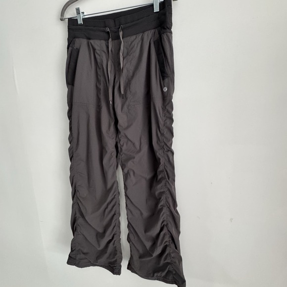 Lululemon  Womens Gray Dance Studio Pants Lined Sz 8 Stretch Active - Picture 6 of 10